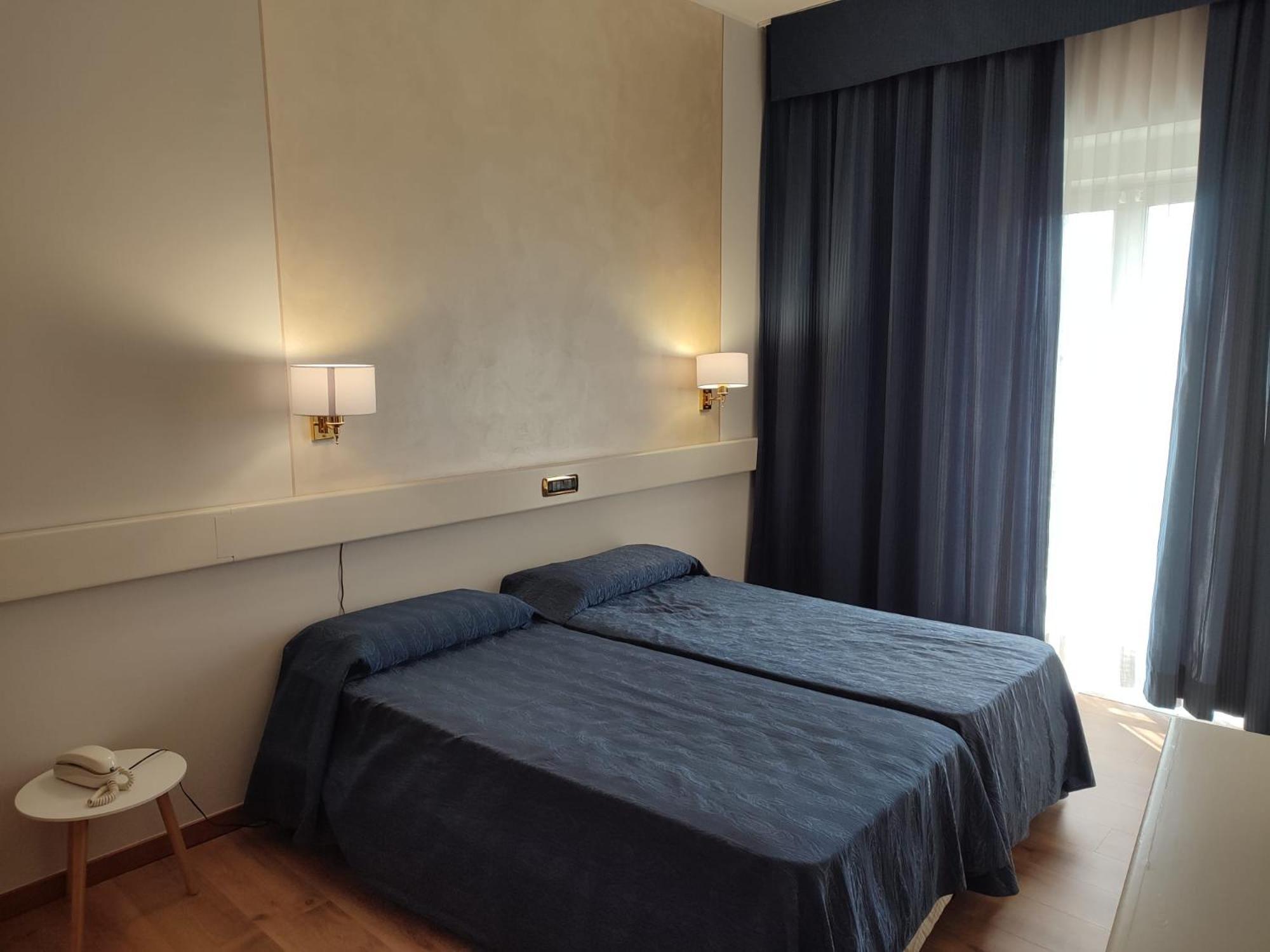 Eurohotel Piacenza Exteriör bild